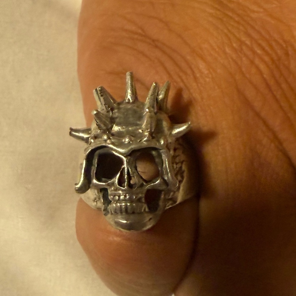Vintage Outlaw Biker Motorcycle Spiked Skull Ring - Picture 7 of 7
